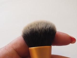 Real Techniques...Expert face brush e Setting brush!!! (più confronto con dupe made in china)!!! review...