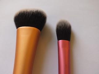 Real Techniques...Expert face brush e Setting brush!!! (più confronto con dupe made in china)!!! review...