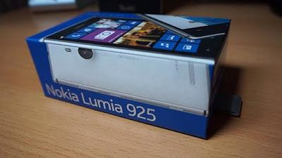 Il Nokia Lumia 925 si prepara all’esordio con l’operatore telefonico 3