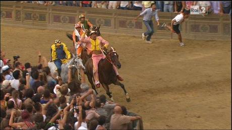 Palio di Siena - 2 Luglio 2013, dalla Piazza del Campo in diretta su Rai Due