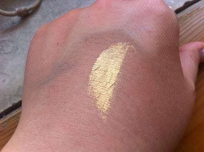 NUOVI Suol Color Astra: swatch e review