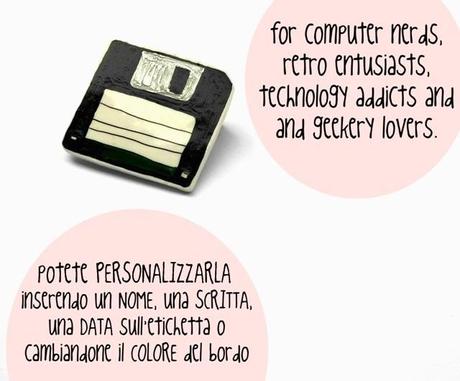 Spille Retro' -  Computer Floppy Disc - disegnata a mano in shrink plastic...Personalizzabile!!!