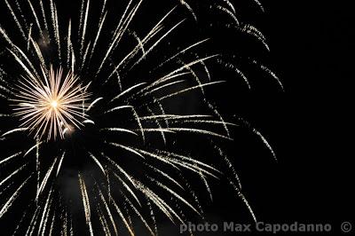 A Montepertuso, Positano,  i fuochi in onore a Santa Maria delle Grazie