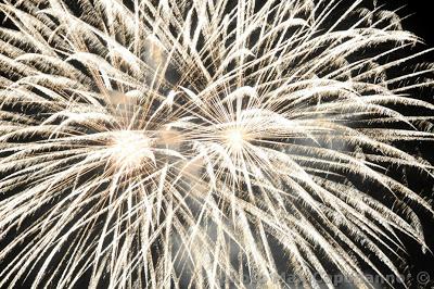 A Montepertuso, Positano,  i fuochi in onore a Santa Maria delle Grazie