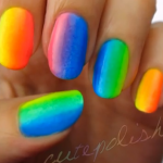 Estate: regalati una manicure colorata