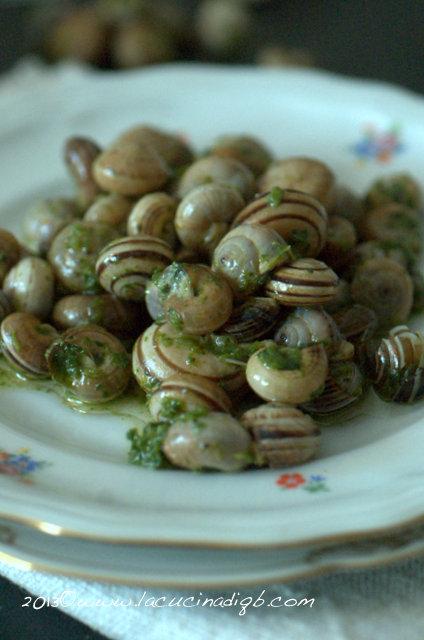 Della forchetta e del bon ton ma vuoi mettere mangiare con le mani i Bovo'leti?