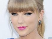 Taylor Swift Billboard Award 2013// LOOK