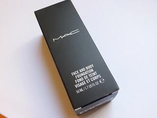 MAC ...Face and Body Foundation..il mio fondo liquido per l'estate.. ;) !!!review...