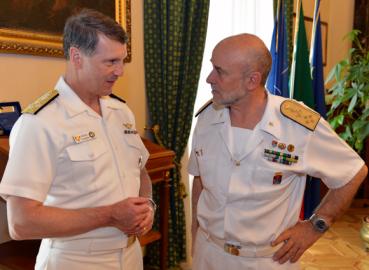 Napoli/ L’Ammiraglio Binelli Mantelli incontra il comandante del Joint Force Command di Napoli, Ammiraglio Bruce W. Clingan