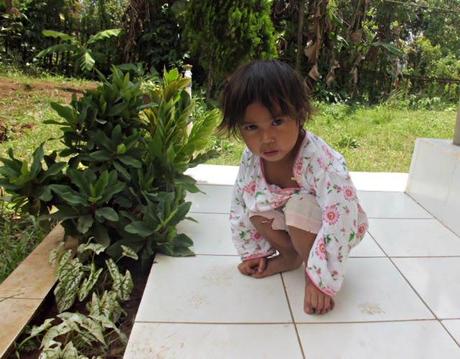 viaggi in indonesia: Jessica (3 anni)