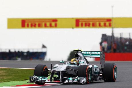 Lewis-Hamilton_qualifiche_GP_Silverstone_2013 (3)