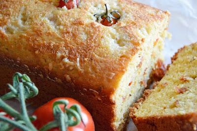 CAKE AROMATICO al POMODORO