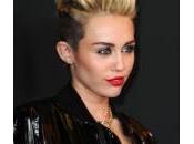 Miley Cyrus: copia look minuti