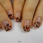 Unghie: come fare una french manicure leopardata