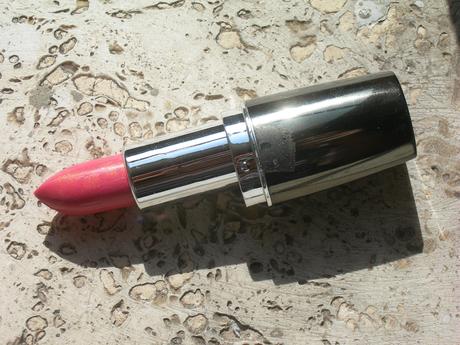 Beauty Adoption #2: VIVO Lipstick in Pink Pout