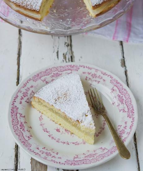 Torta all'olio evo con crema al limone per una merenda di mezza estate