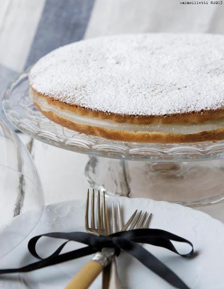 Torta all'olio evo con crema al limone per una merenda di mezza estate