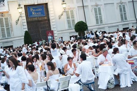 CENA IN BIANCO...TUTTI IN  BIANCO!