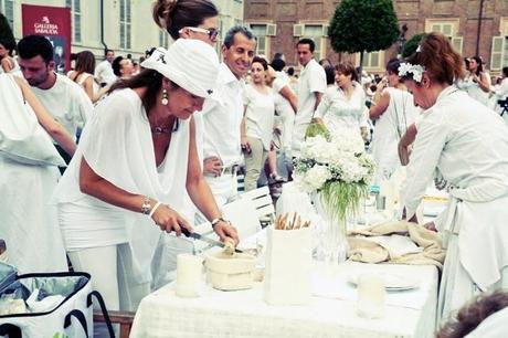 CENA IN BIANCO...TUTTI IN  BIANCO!