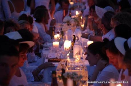 CENA IN BIANCO...TUTTI IN  BIANCO!