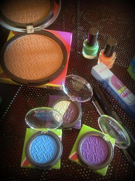 Neon Love:  the new make-up collection by Glossip!