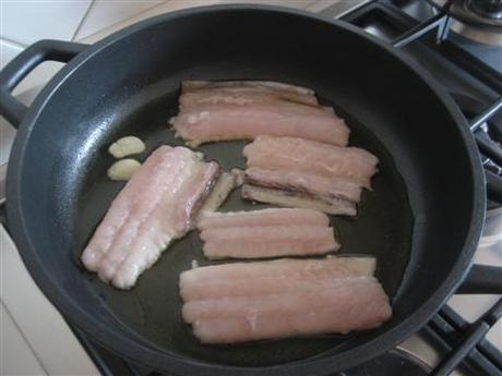 cuocere il pesce bandiera