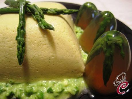 Budino di lupini aromatizzato alla salvia e limone con gelatine e pesto di asparagi: anche il caldo è scongiurato!