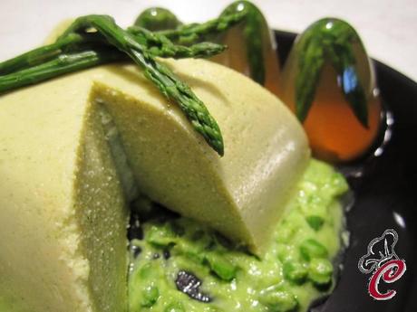 Budino di lupini aromatizzato alla salvia e limone con gelatine e pesto di asparagi: anche il caldo è scongiurato!