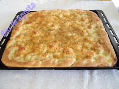 focaccia genovese con fiori di zucca