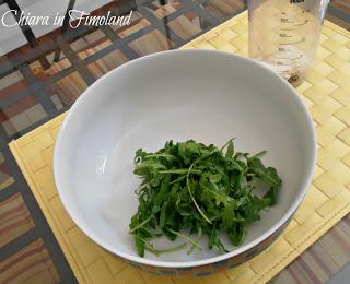 Tagliatelle con pesto alla Rucola croccante