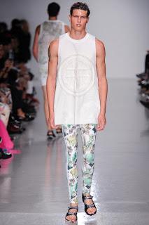 MENSWEAR SPRING 2014: MODA FUTURA PER L'UOMO MODERNO