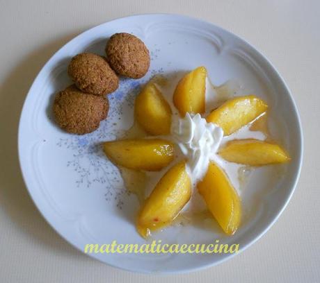 Pesche Caramellate alla Cannella