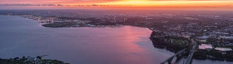 Le soleil se couche sur le Finistère et la rade de Brest