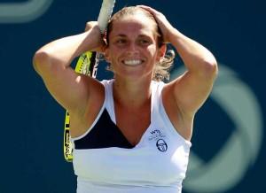 vinci 300x218 Tennis: Roberta Vinci conquista i quarti di finale del WTA di Palermo battendo la slovena Polona Hercog, due le italiane ancora ingara