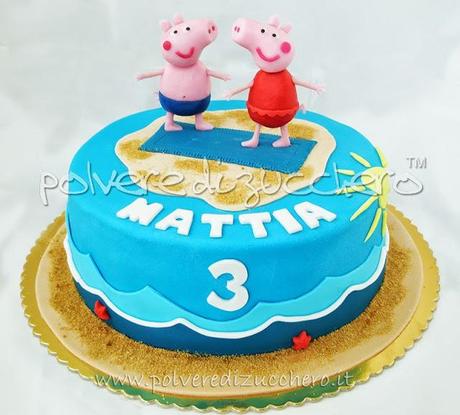 Torta Peppa Pig e George in spiaggia al mare