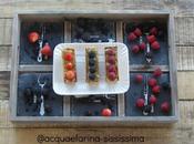 tartellette crema pistacchio fragole, more, lamponi