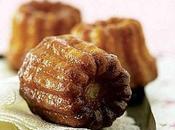 Canelés alla vaniglia, piccoli dolcetti francesi profumati vaniglia rum.