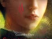 Luglio 2013: Shadowhunters Origini. principessa Cassandra Clare (Mondadori)