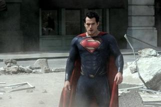 Man of Steel oltre i 600 milioni di dollari Zack Snyder Man of Steel Henry Cavill 
