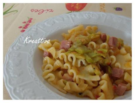 Fisarmoniche con zucchine,salsa contadina e mortadella