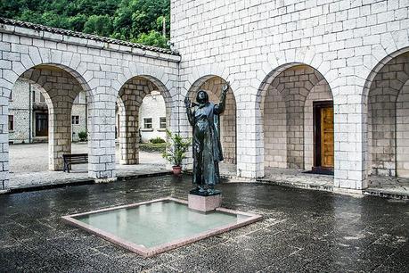 Statua di Santa Rita - Rocca Porena, Valnerina, Umbria