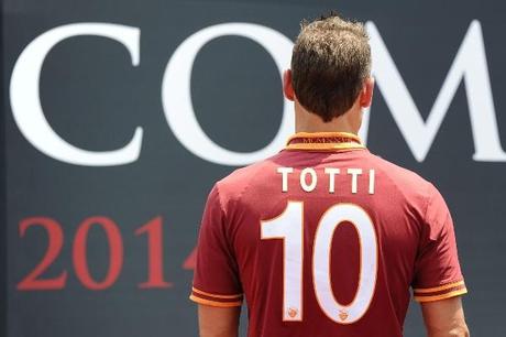 roma-2013-2014-maglia-totti