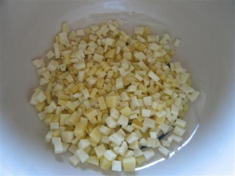 tagliare formaggio