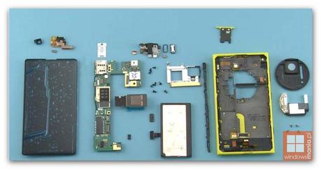 Lumia-1020-Internals