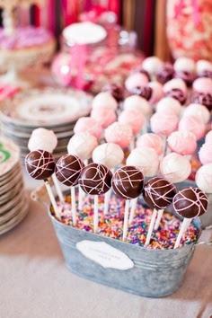 CAKE-POPS... un boccone dolcissimo!