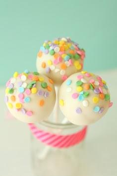 CAKE-POPS... un boccone dolcissimo!