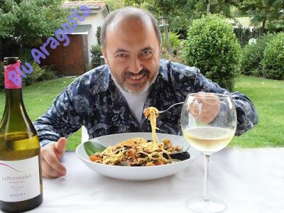 Il mare nel piatto: pasta cozze e vongole, riccio di mare e bottarga