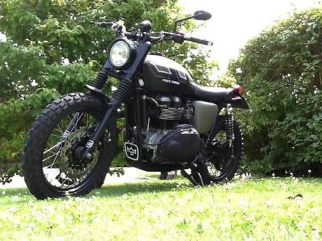 Triumph Scrambler Special by FranzGarage