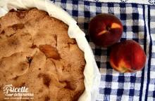 Torta di pesche e amaretti