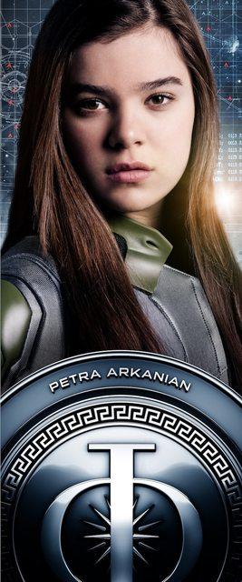 ender's game hailee stanfeld